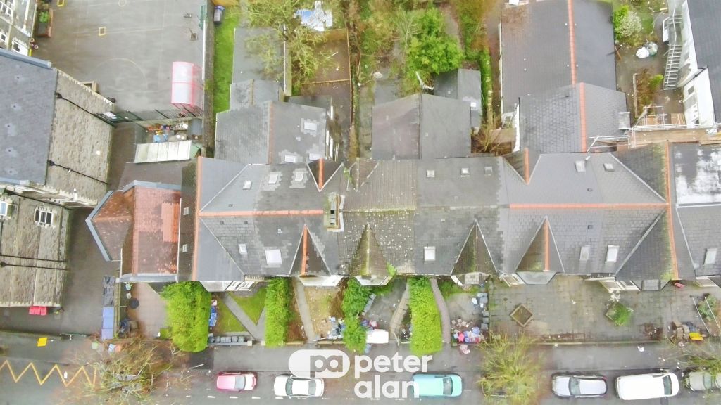 Property photo 1 of 3