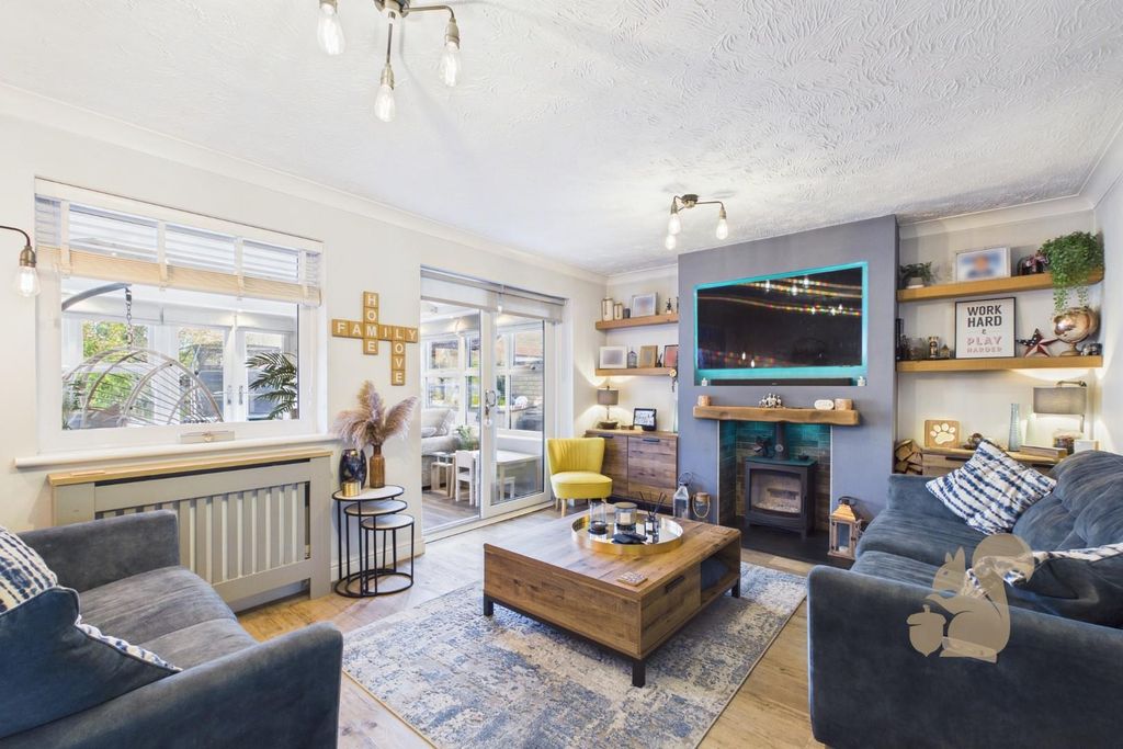 Property photo 2 of 31 Cam01659G0-Pr0779-Still012.Jpg