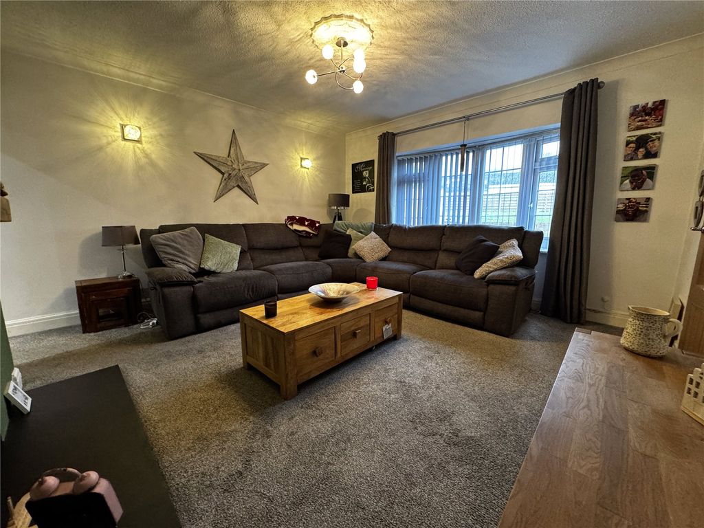 Property photo 3 of 25 Picture No. 25