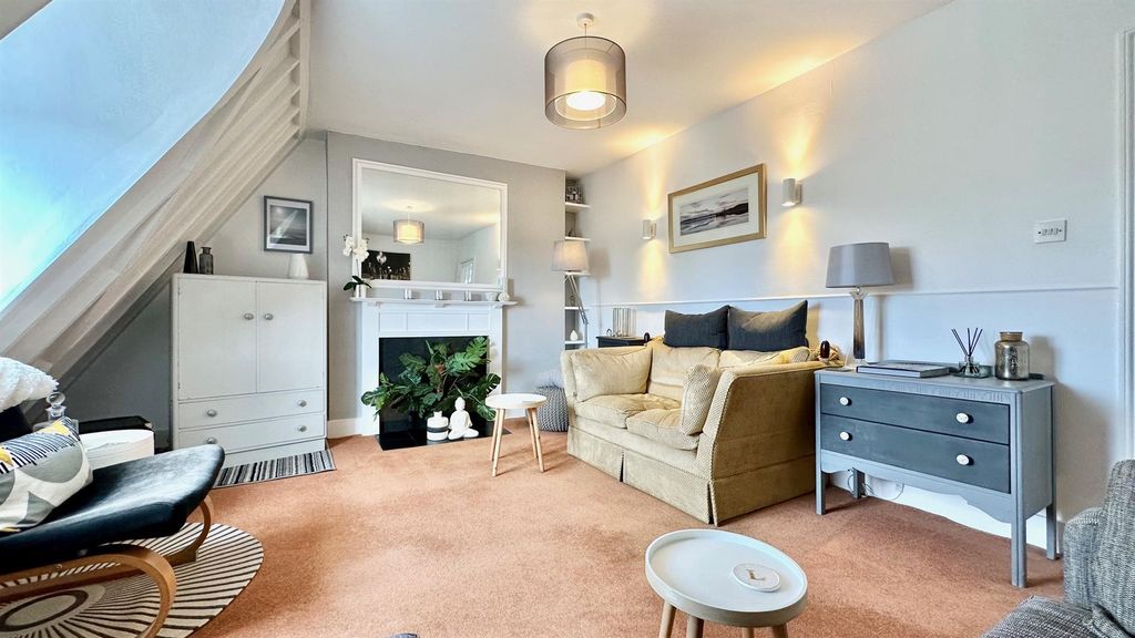 Property photo 1 of 29