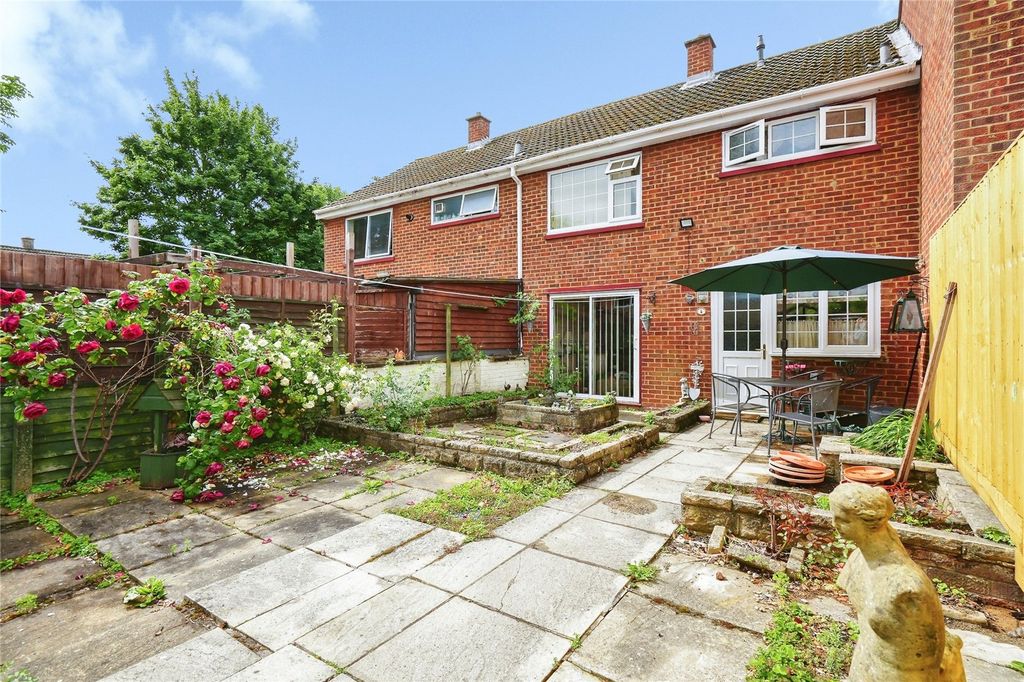Property photo 3 of 10 Picture No. 04