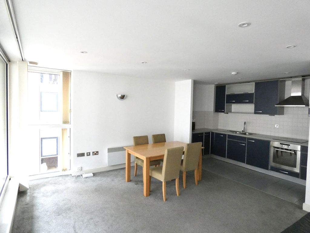 Property photo 3 of 27