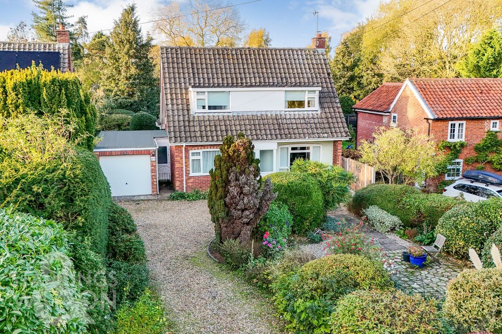 Property photo 1 of 23