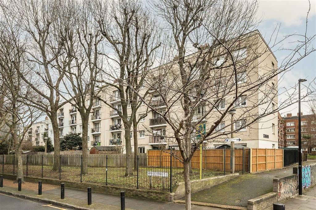 Property photo 1 of 8