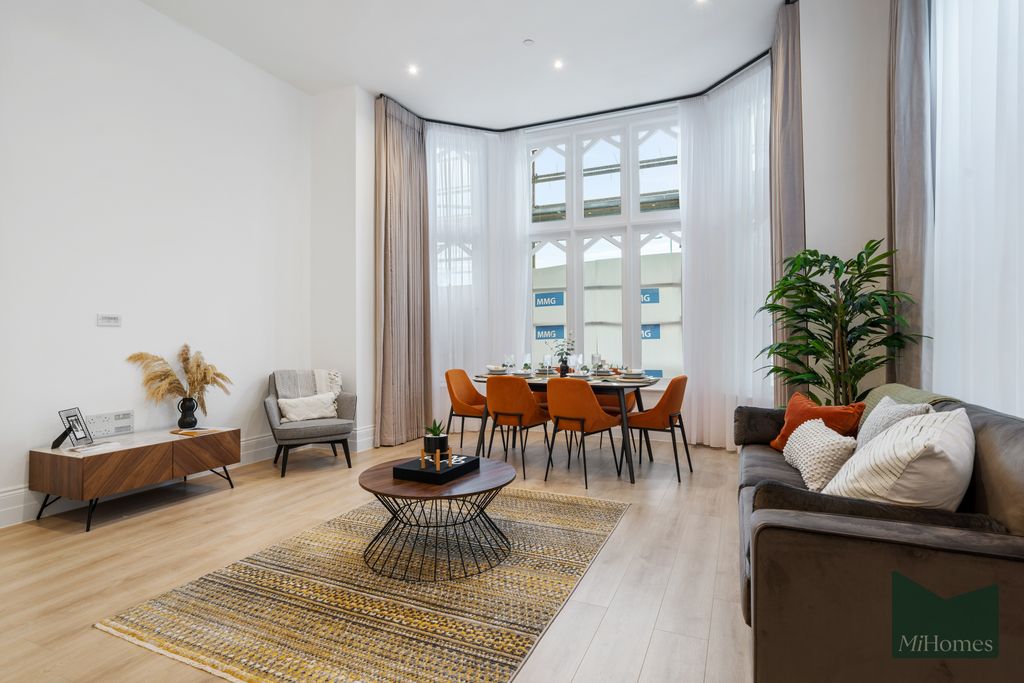 Property photo 3 of 21