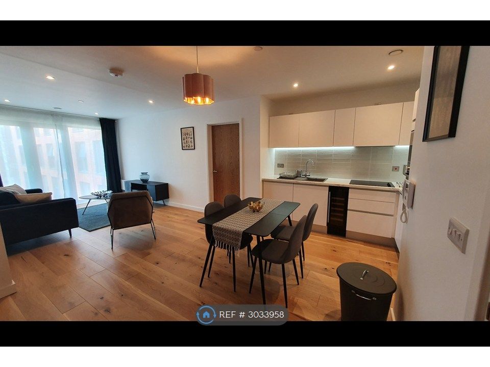 Property photo 2 of 27