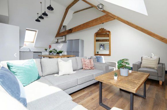 Property photo 2 of 17 8849682.Jpg