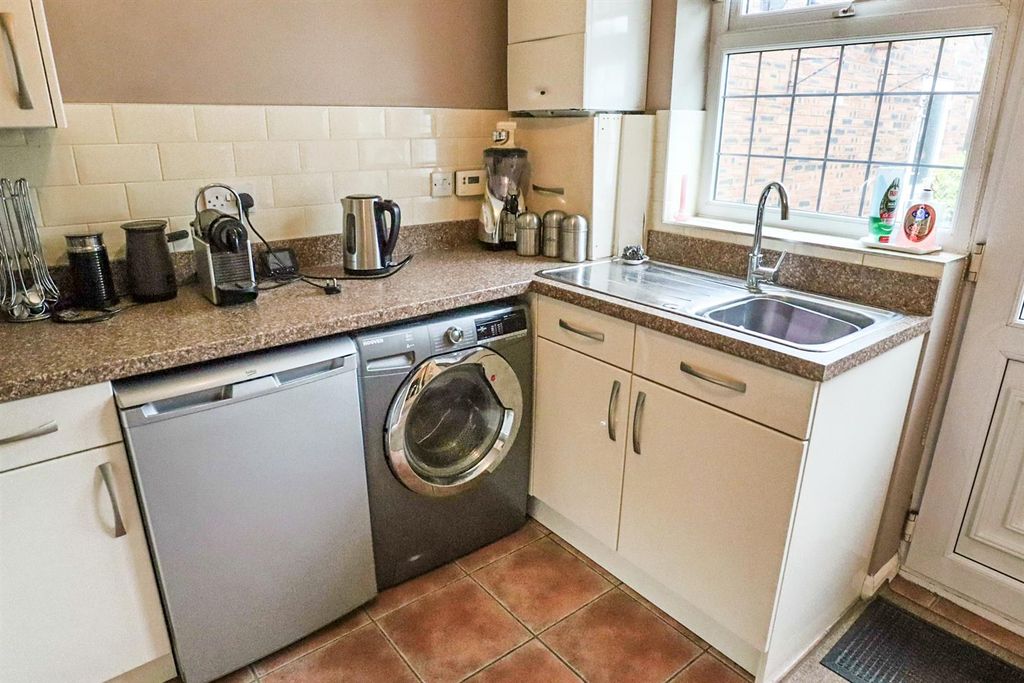 Property photo 3 of 19 Img_8082.Jpg