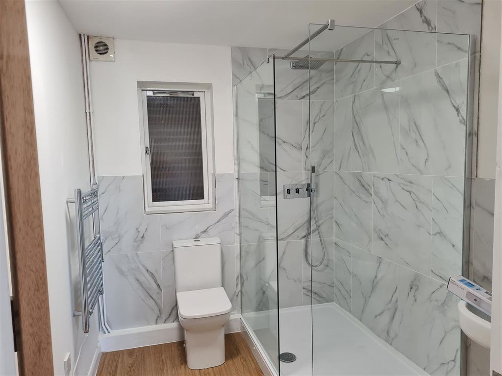 Property photo 2 of 6 1000001492.Jpg