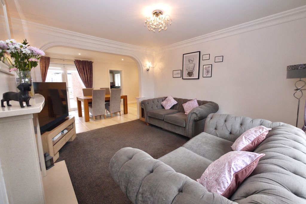 Property photo 3 of 23 3