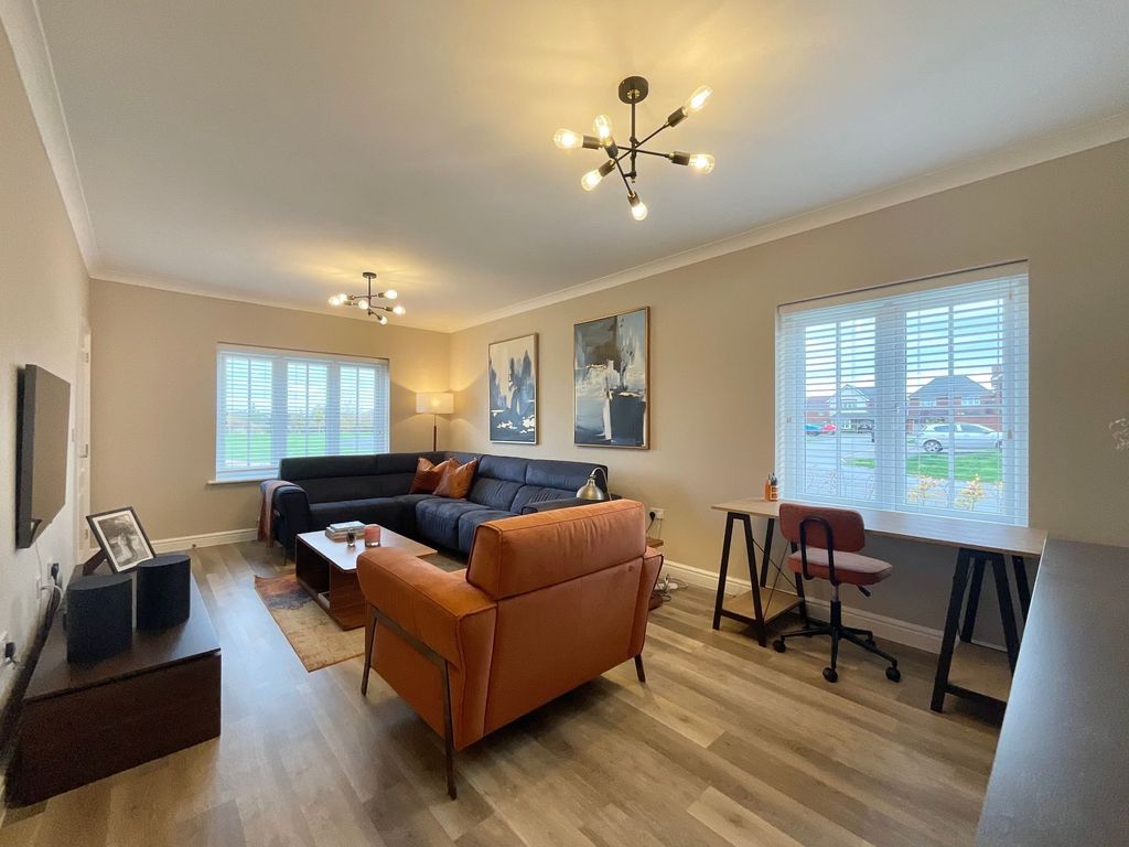 Property photo 3 of 22