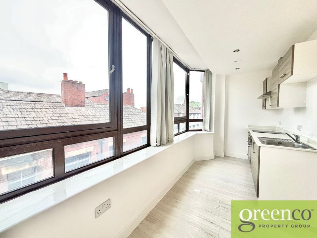 Property photo 3 of 6