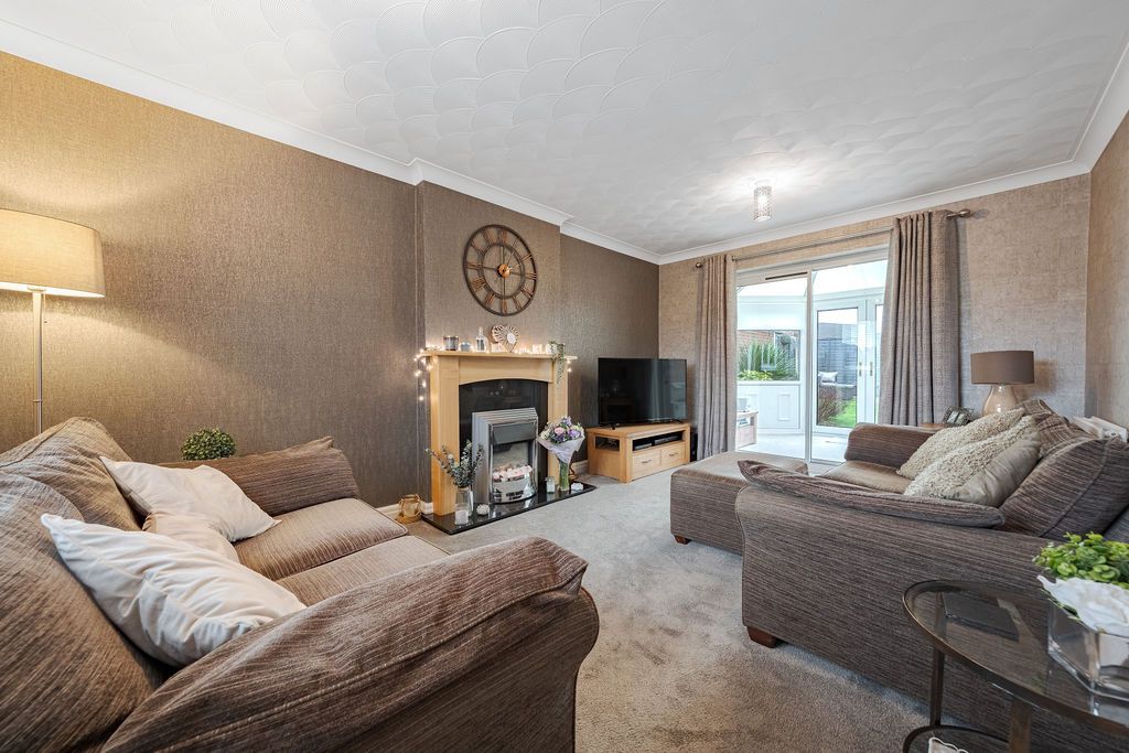 Property photo 2 of 25 Gallery