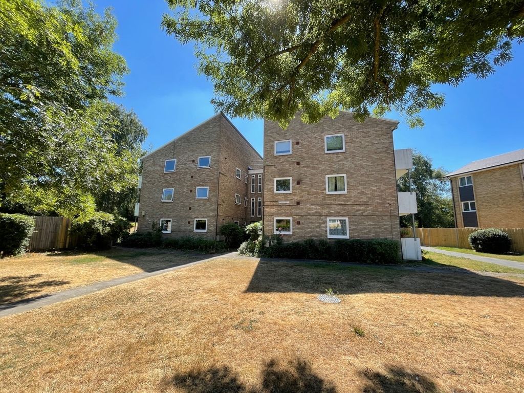 Property photo 1 of 5