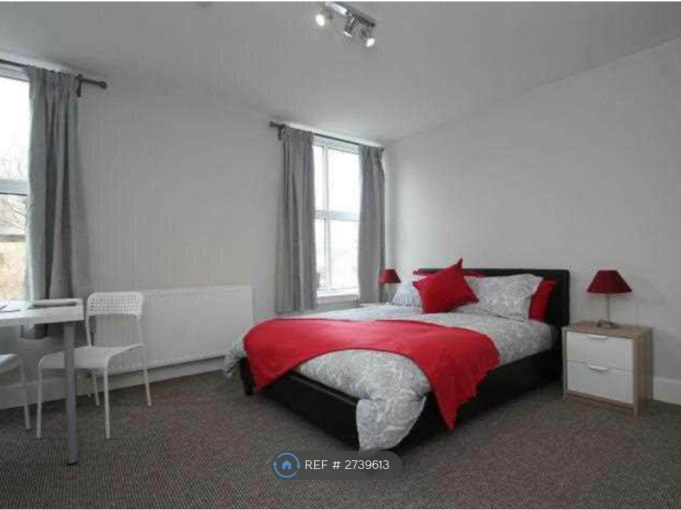 Property photo 1 of 3