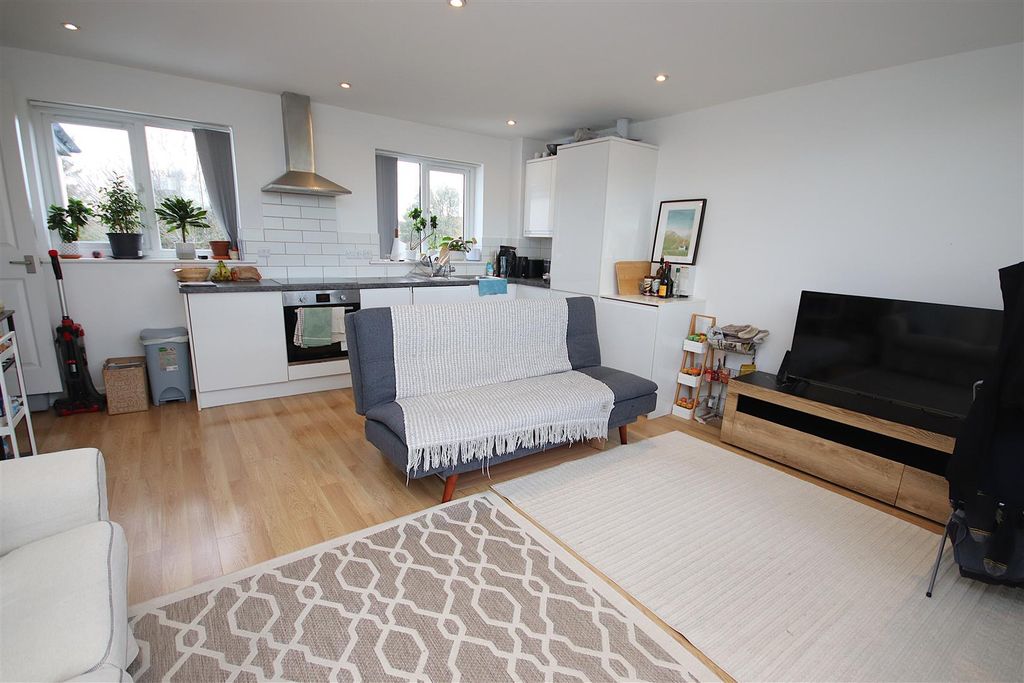 Property photo 3 of 10 Img_5526.Jpg