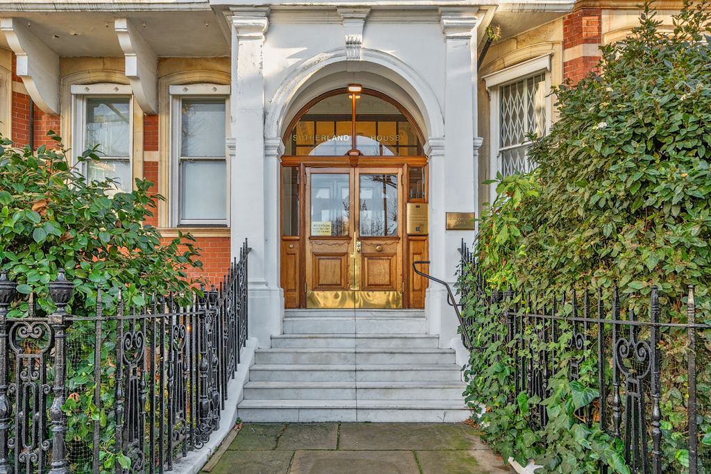 Property photo 1 of 16 Entrance