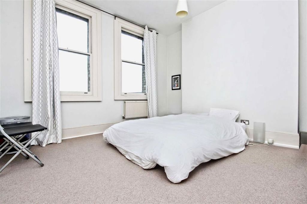 Property photo 3 of 3