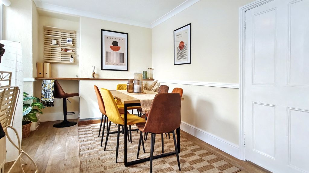 Property photo 3 of 16 3 - Dining Room