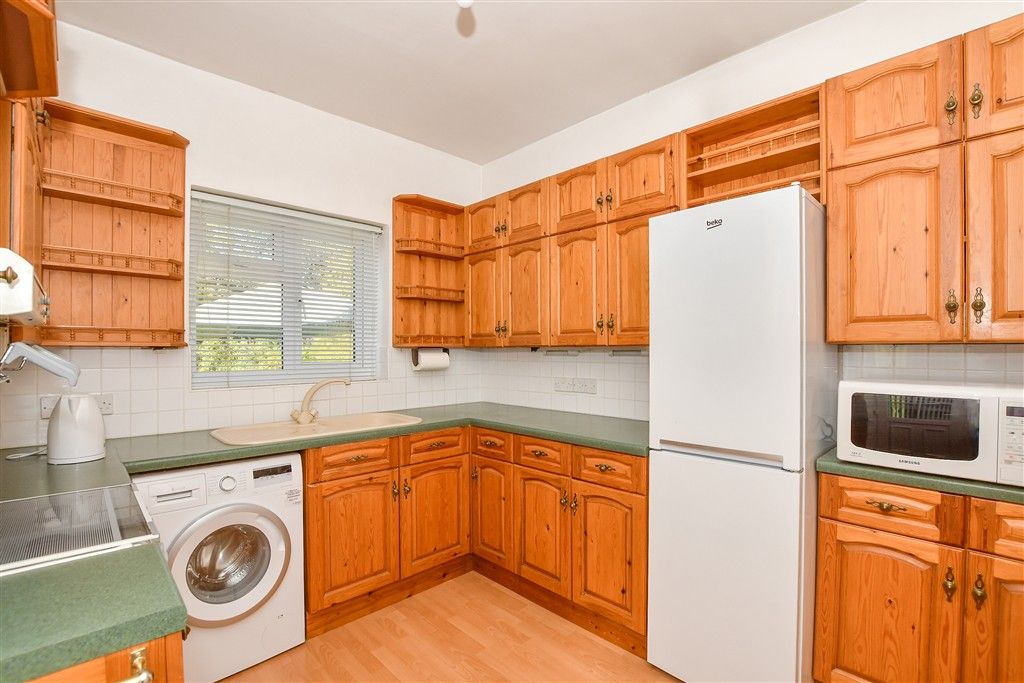 Property photo 3 of 12 Kitchen