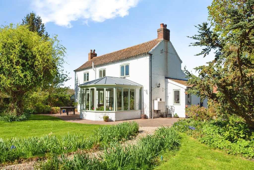 Property photo 1 of 22