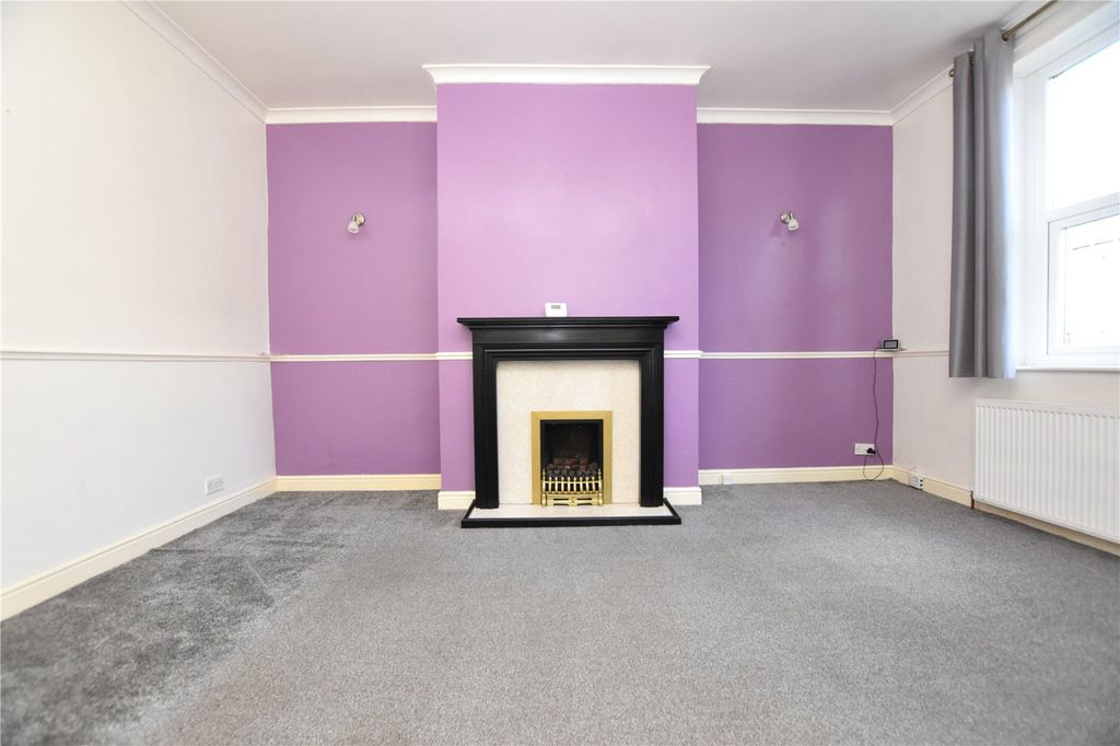Property photo 3 of 19 Picture No. 13