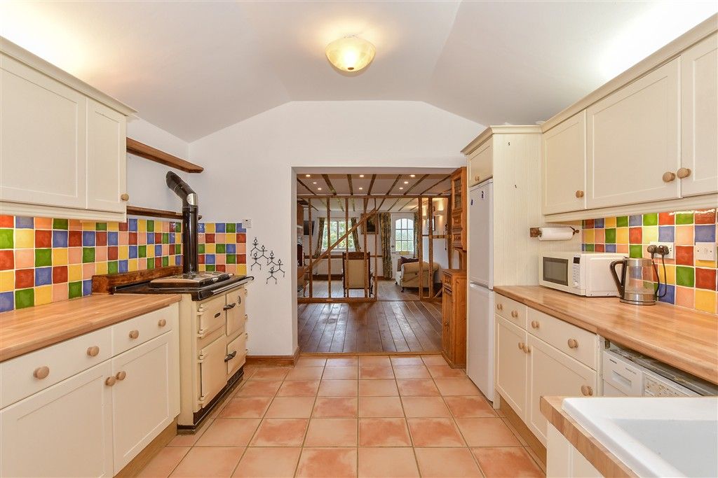 Property photo 1 of 14 Kitchen