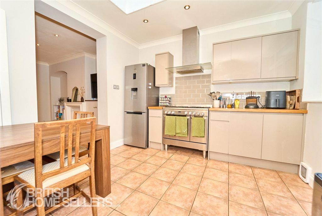 Property photo 3 of 19 Picture No. 54