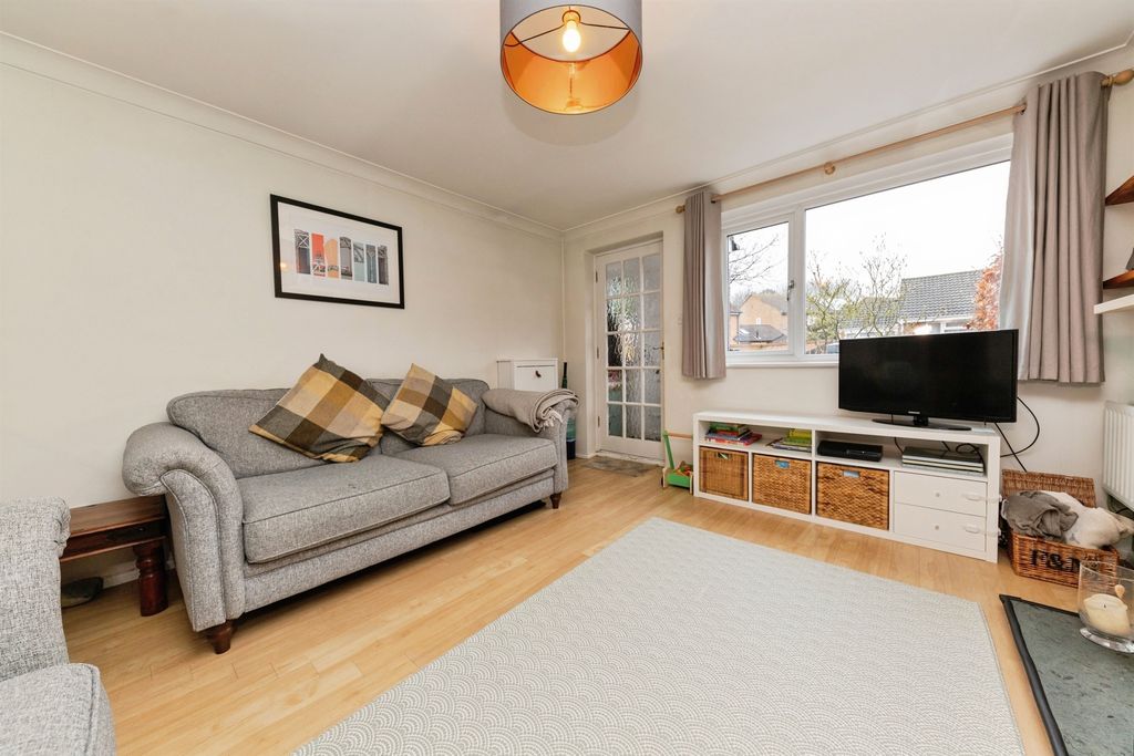 Property photo 3 of 21