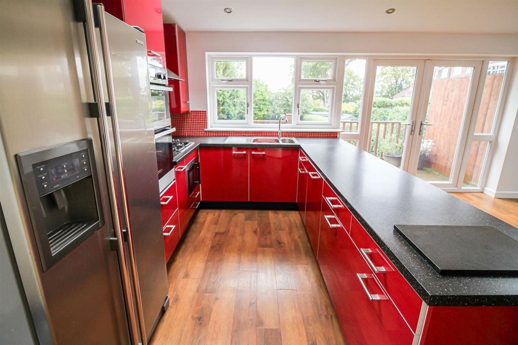 Property photo 2 of 35 Img_8761.Jpg