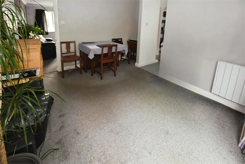 Property photo 2 of 13 Picture 2