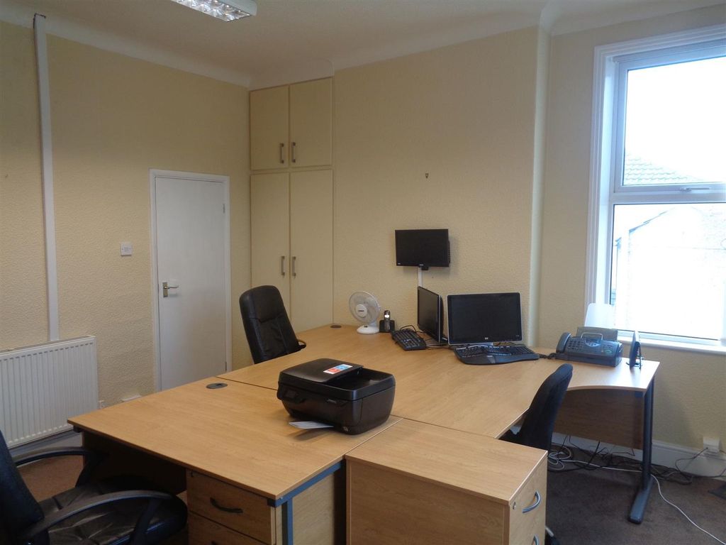 Property photo 2 of 4 Dsc08976.Jpg