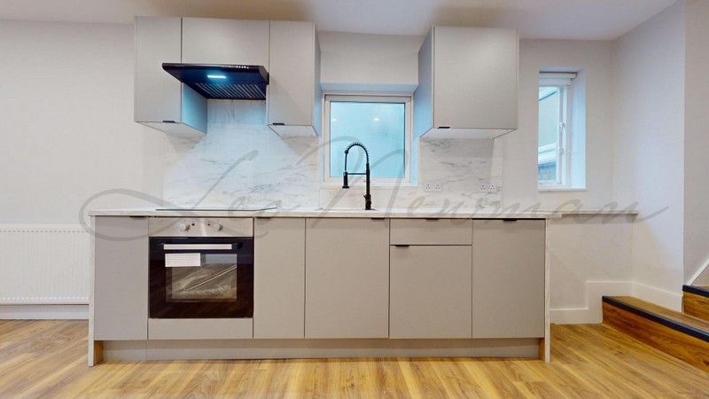 Property photo 3 of 12 Jpg