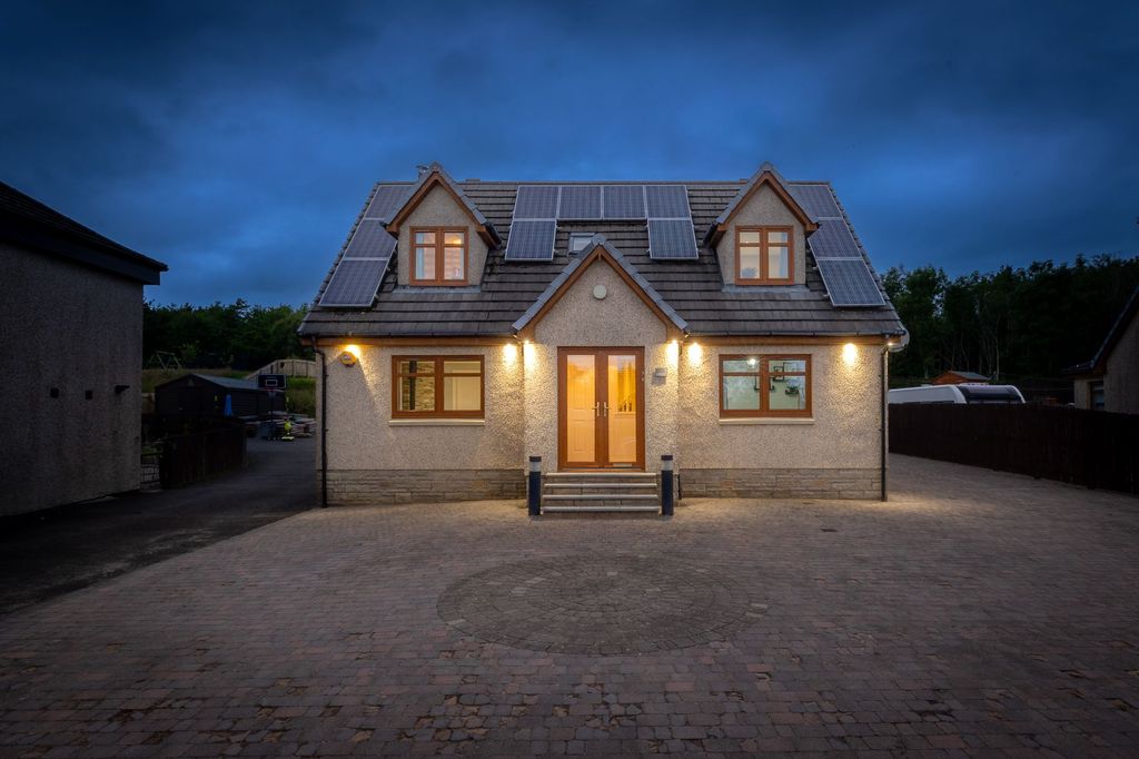 Property photo 1 of 45 Front View