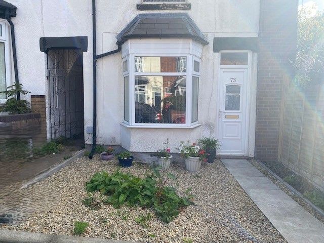 Property photo 1 of 27