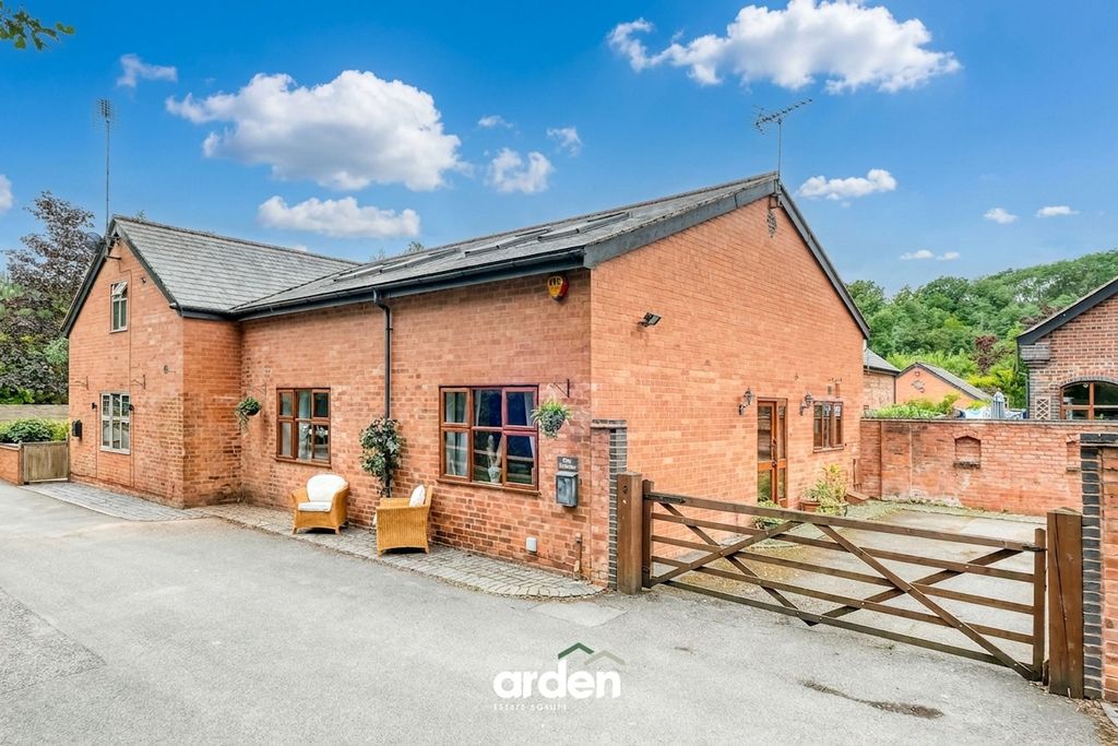 Property photo 1 of 16