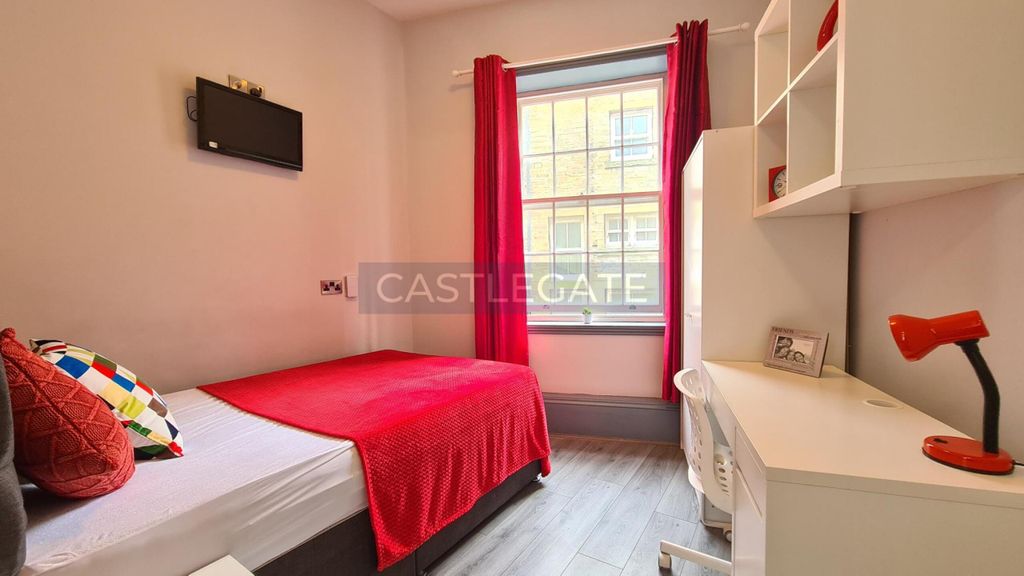 Property photo 1 of 12 Room 2.1.4 Merchants Hall (1)