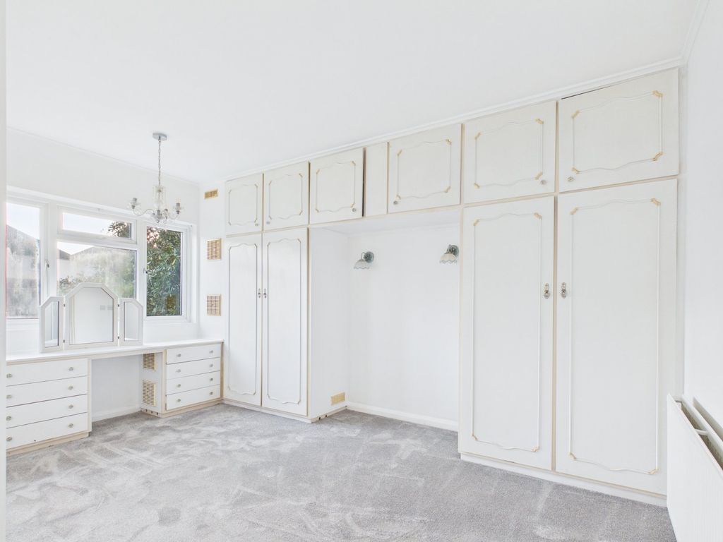 Property photo 1 of 5 Bedroom 1