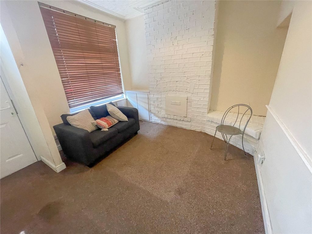 Property photo 2 of 10 Picture No. 18