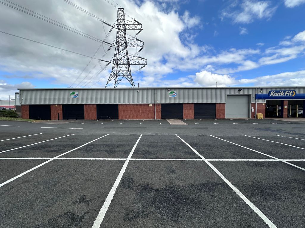 Property photo 3 of 13