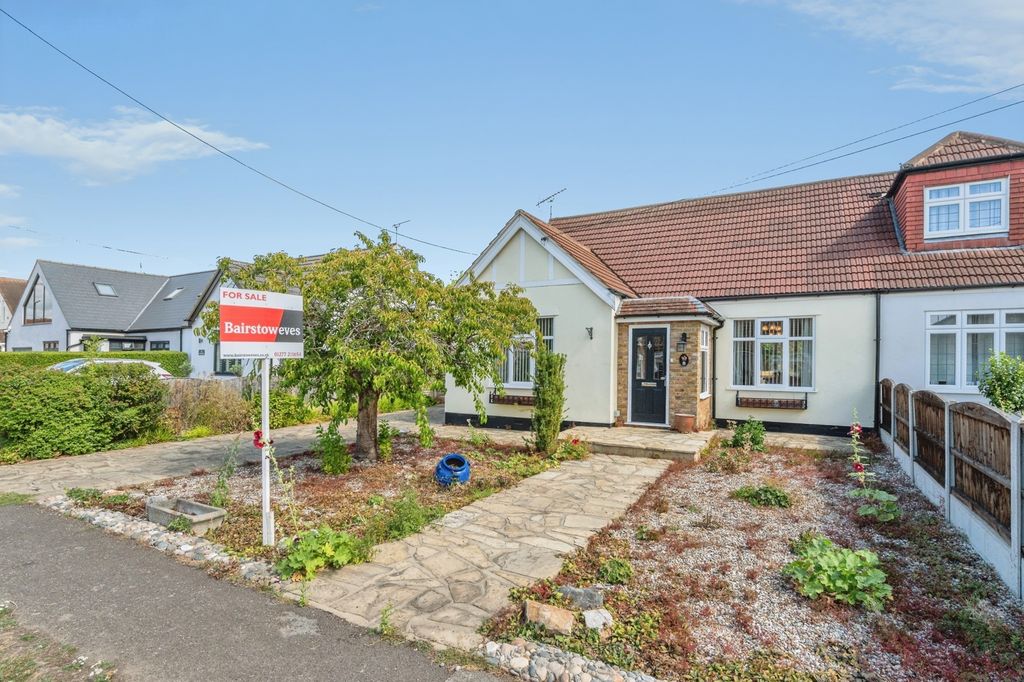 Property photo 1 of 19 External