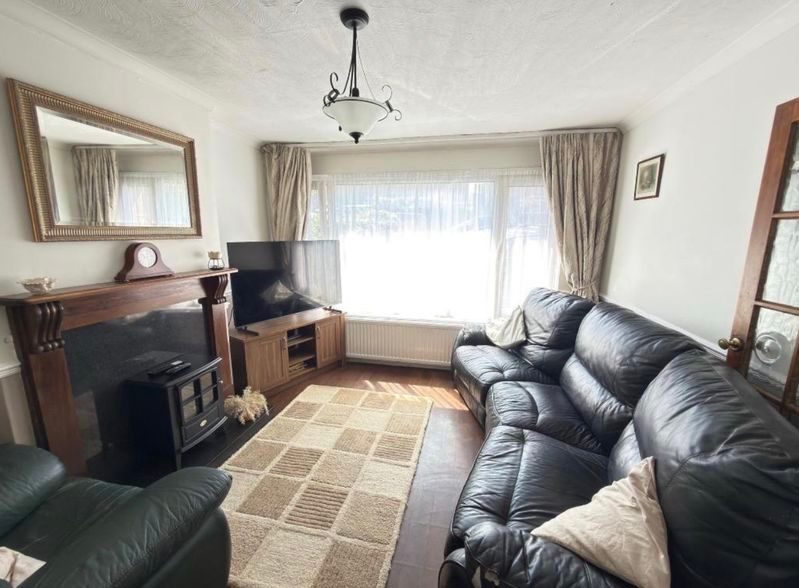 Property photo 3 of 13 Photo 12