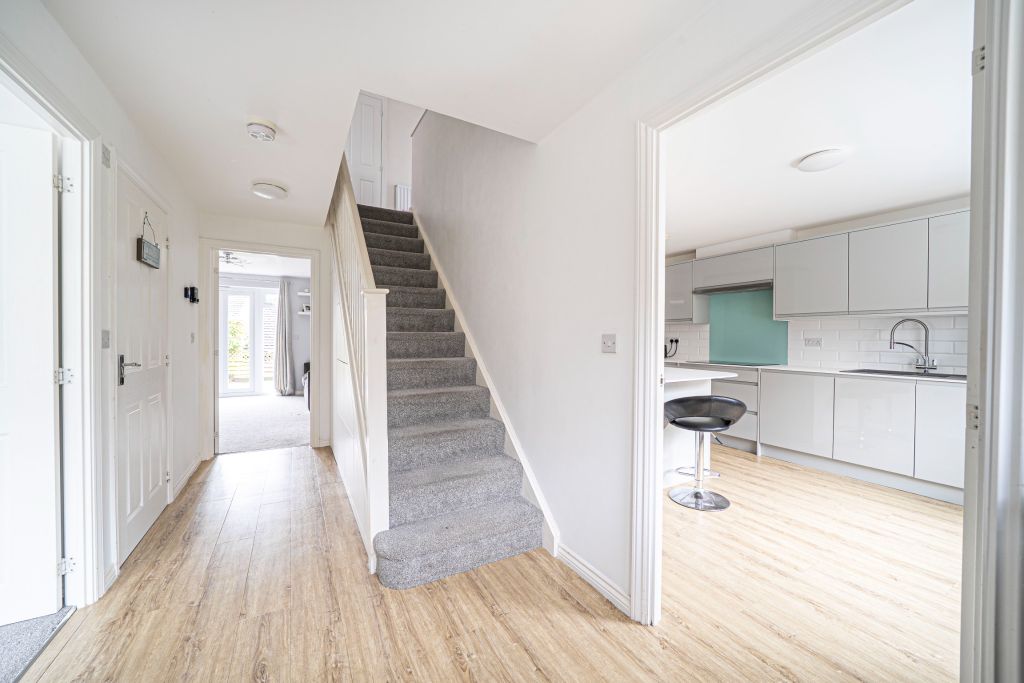 Property photo 2 of 38