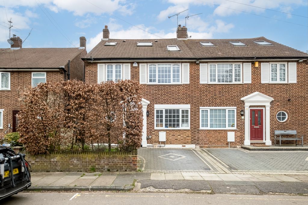 Property photo 2 of 29