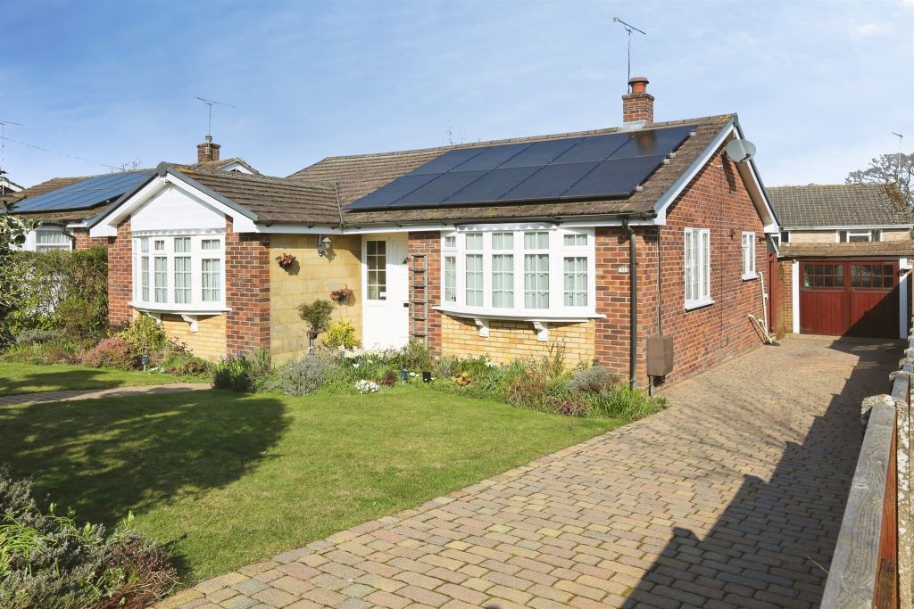 Property photo 2 of 12