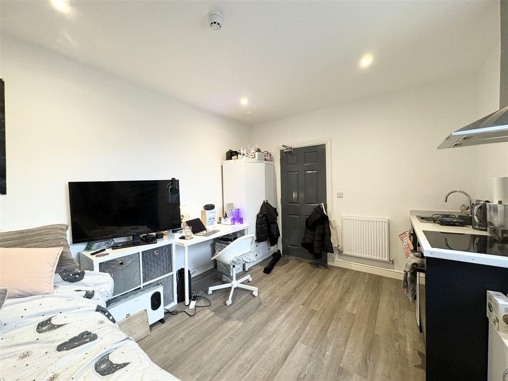 Property photo 2 of 5 Image00003.Jpeg