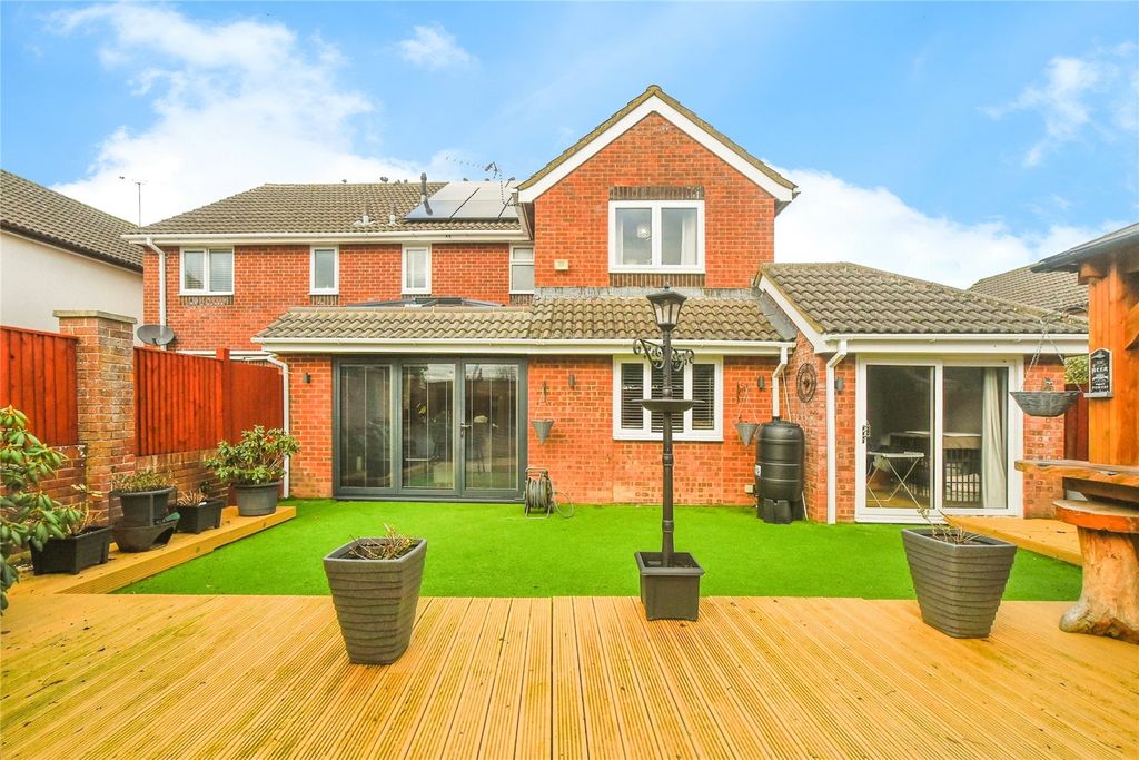 Property photo 1 of 20 Picture No. 15