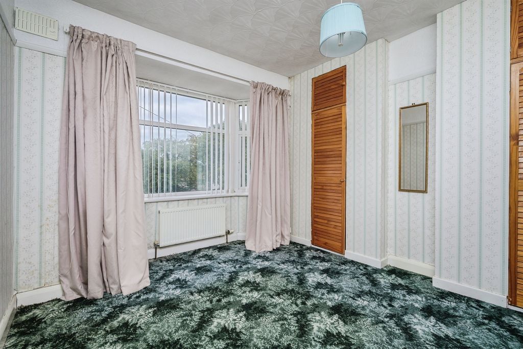 Property photo 3 of 30