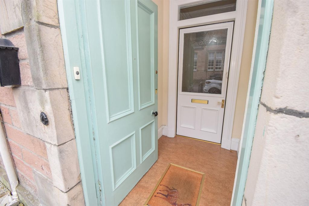 Property photo 3 of 40 Entrance Vestibule-2..Jpg