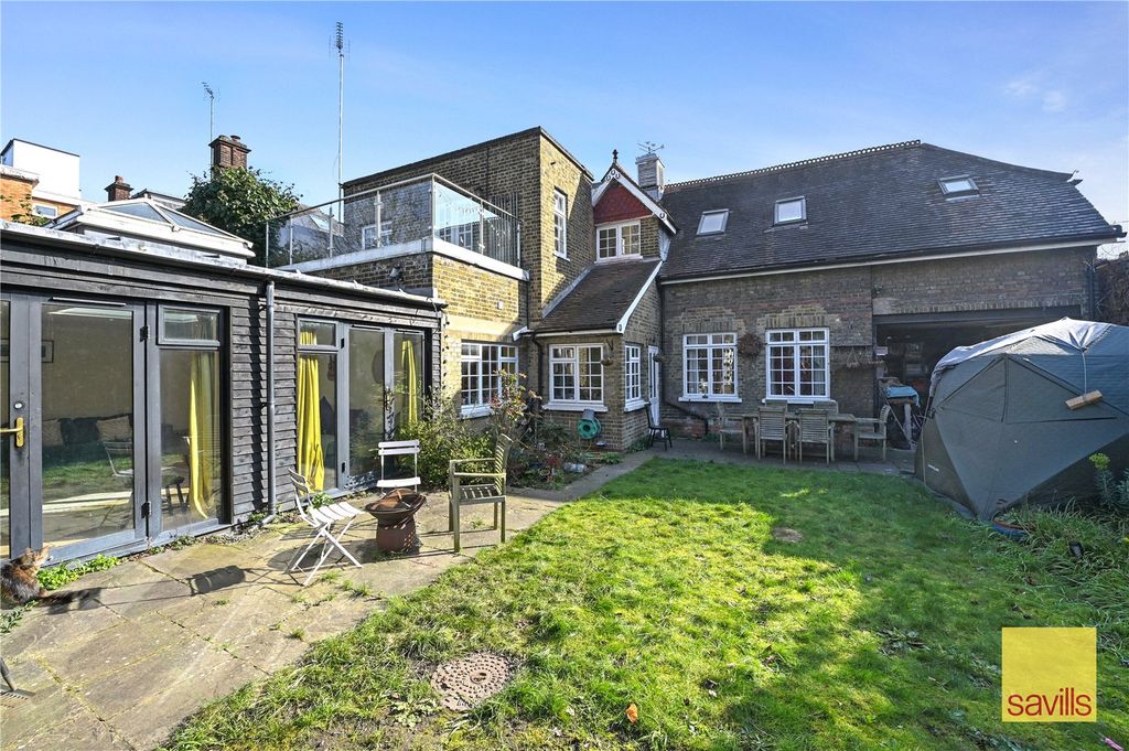 Property photo 3 of 27 External